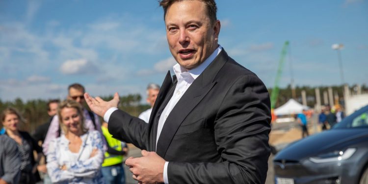 How Much is Twitter Worth to Elon Musk?