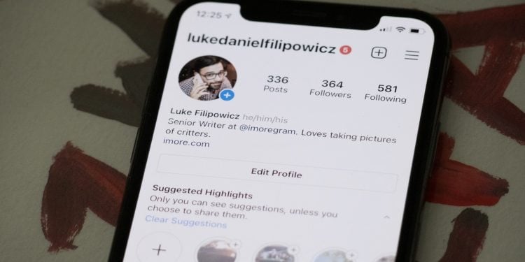 How to Add Pronouns to Your Instagram Profile