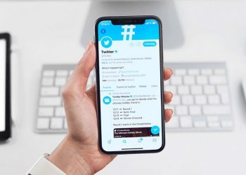 How to Delete Twitter Messages From Both Sides