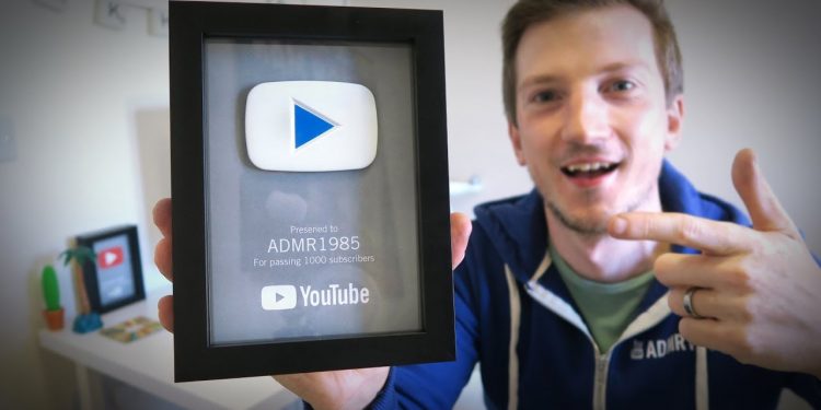 How to Earn a YouTube Play Button For 1000 Subs