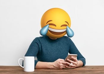 How to Increase Engagement on Twitter With Emojis and Videos
