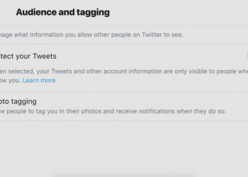 How to Use @ to Notify Others of Your Tweets