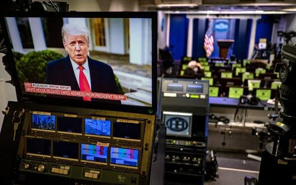 Trump Faces Challenge From Suspended Twitter