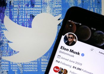 What Does it Mean That Twitter is Going Private?