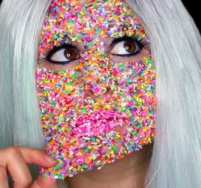 What is GlitterForever17 Twitter?