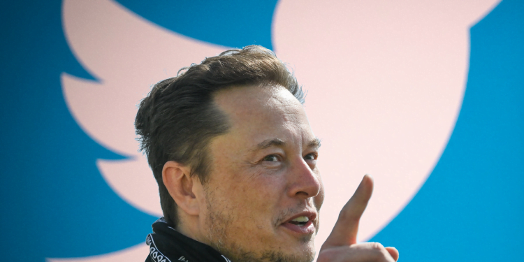 Why Does Elon Musk Wants to Buy Twitter?
